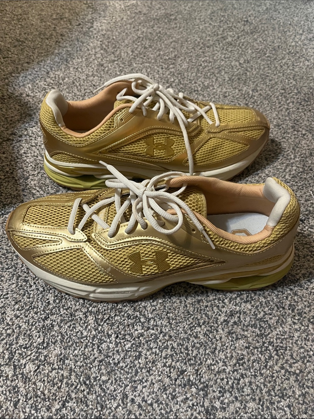 Under Armour Men’s  Metallic Gold Athletic Running Sneakers